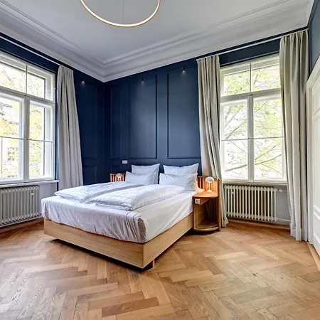 Hotel Uhland-2