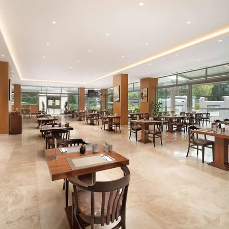 Ramada Plaza By Wyndham Istanbul Atakoy-2