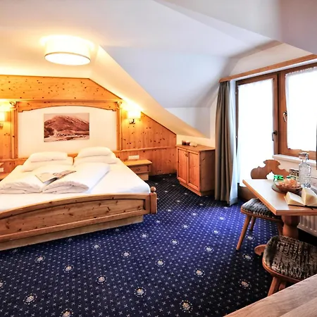 Hotel Garni Bellevue-2