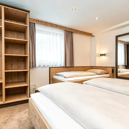 Hotel Garni Pfeifer-3