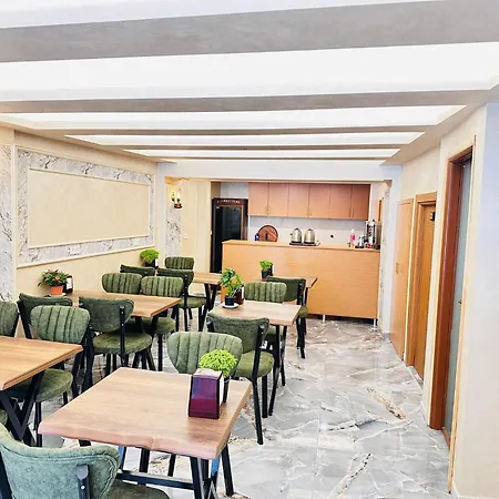 Riverside Hotel-2