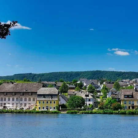 Hotel- Weingut- Moselloreley-3