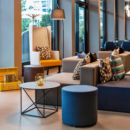 Courtyard By Marriott Zurich North-3