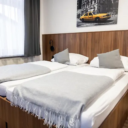 1A Hotel Zimmer frei-2