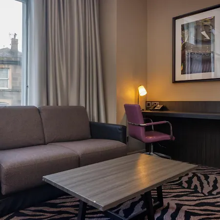 Doubletree By Hilton Edinburgh City Centre-3