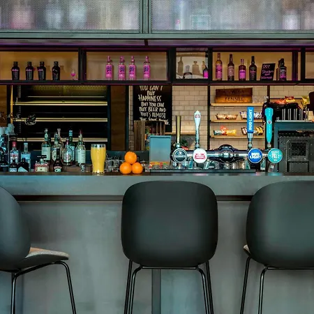 Moxy London Stratford-3