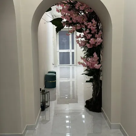 Royal Dream-2