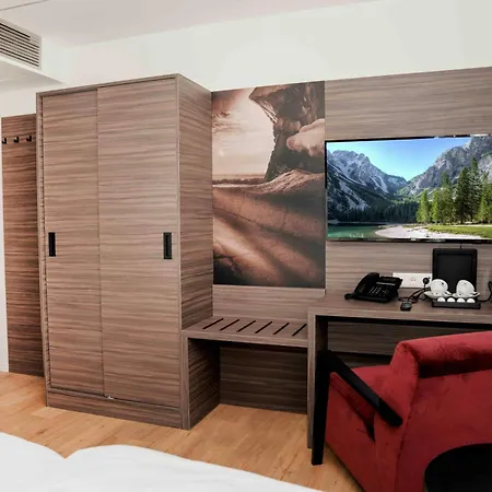 Central Hotel&Lounge Adult Only-3