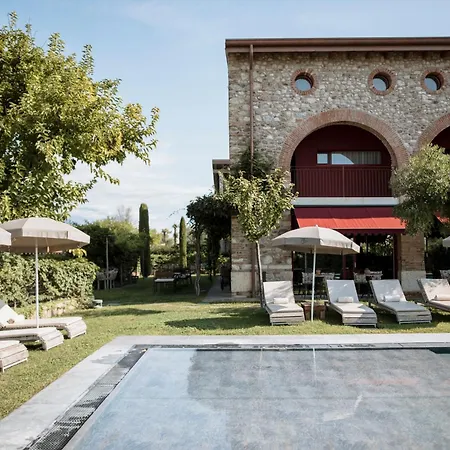 Le Greghe Suites-2