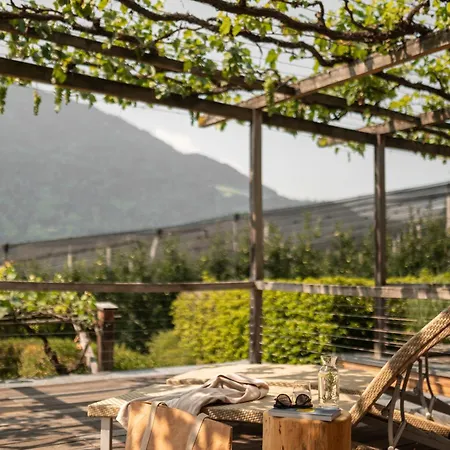 Pergola Residence-3