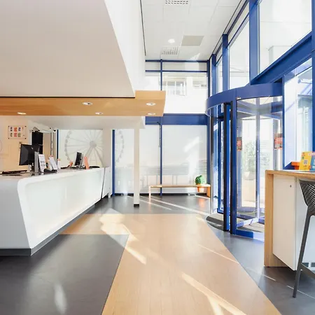 easyHotel The Hague Scheveningen Beach-3
