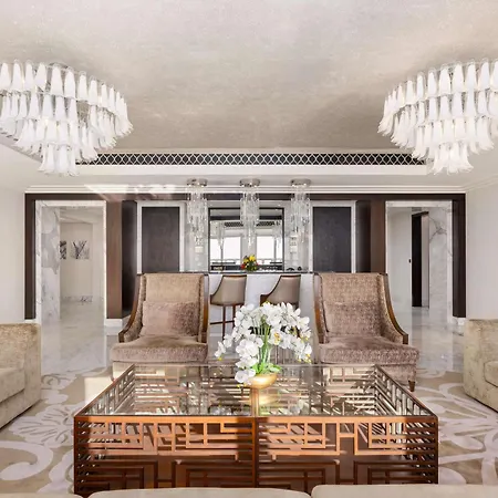 Hilton Dubai Al Habtoor City-3