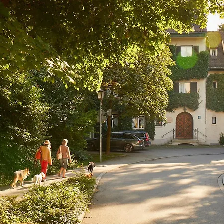 Gästehaus Englischer Garten-2