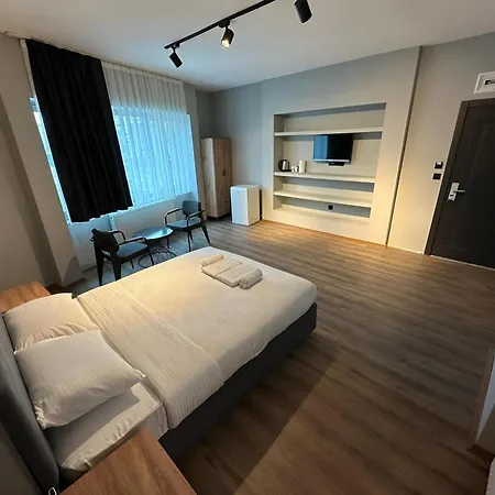 Lucca Suites Hotel-2