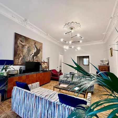 Chopin Boutique-3
