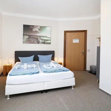 Hotel Wald & Meer-3