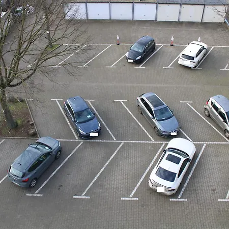 Hotel Am Vogelsanger Weg-3
