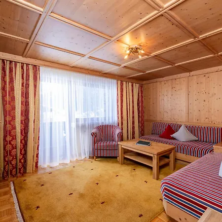 Aparthotel Landhaus St. Joseph-3