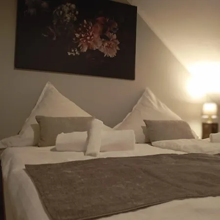 Niehler Hotel-2