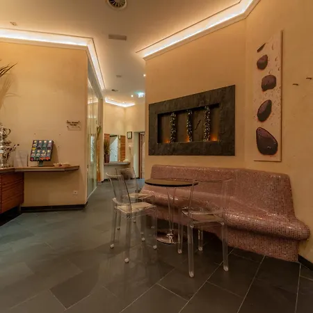 Hotel Burgwald-2