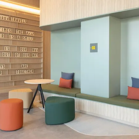 Hampton By Hilton Malaga Martiricos-2