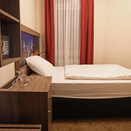 Hotel Golden Pearl Magdeburg im Stadtzentrum-2