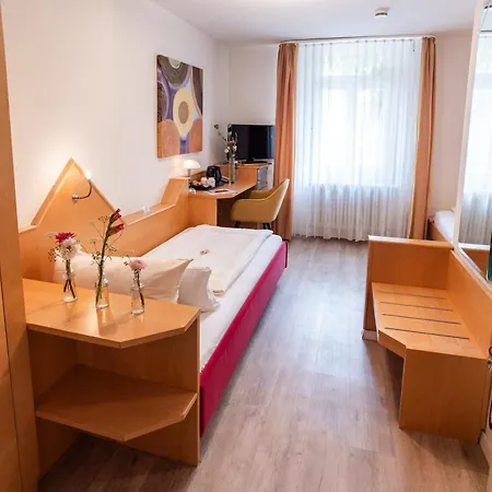 Alleehaus-2