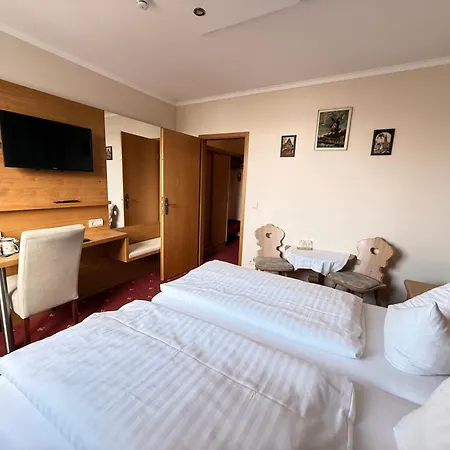 Landhotel Burgenblick-3