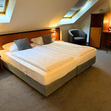 Keyless Boardinghouse-2
