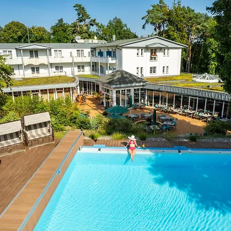 Ostseehotel Villen im Park - ein Rovell Hotel-2