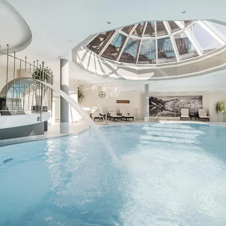 Regina Hotelsuites-2