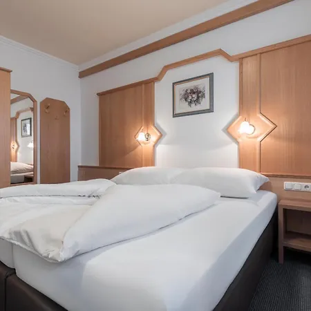 Schmid Rooms & Apartments-2