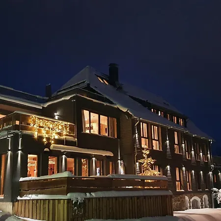 WLodgeOne-2