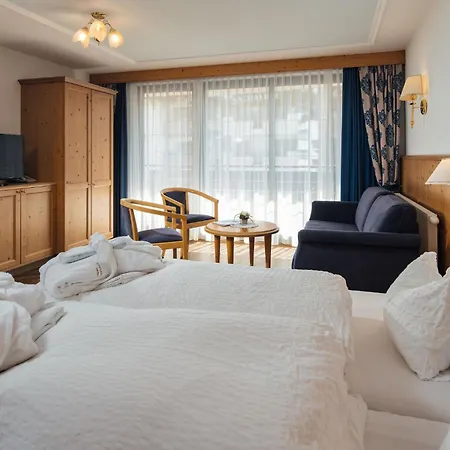 Hotel Alpenruh-Micheluzzi-3