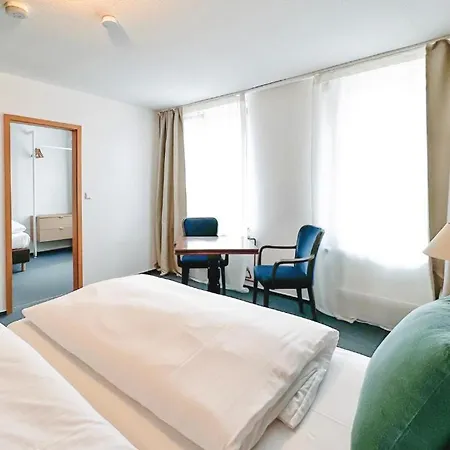Augustin Hotel und Restaurant Meersburg-3