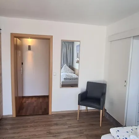 Hotel Panorama Garni-3