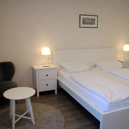 Hotel & Cafe Goeller-3