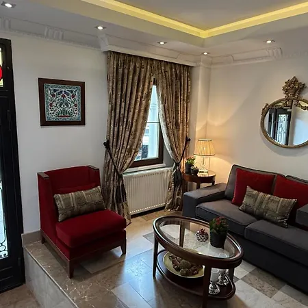 Four Doors Hotel-2