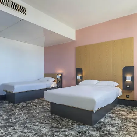 B&B Hotel Marseille Les Ports-2
