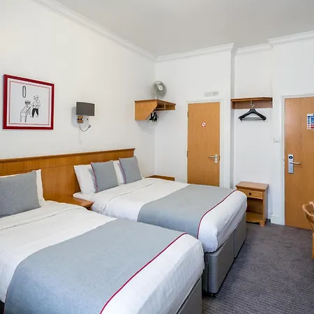 Oyo Townhouse New England, London Victoria-2