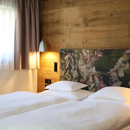 Hotel Garni Glockenstuhl-2