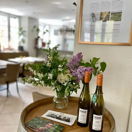 Gästehaus Weingut Schier im Zehnthof-3
