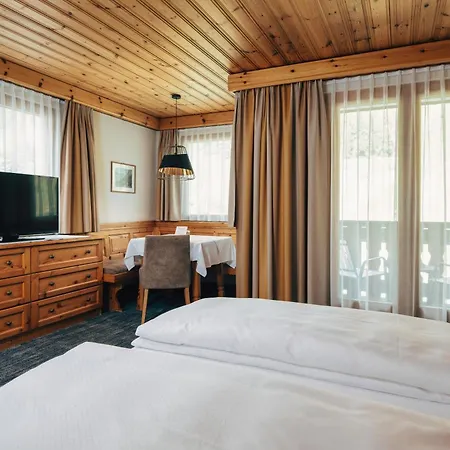 Wellnesshotel Engadin-2