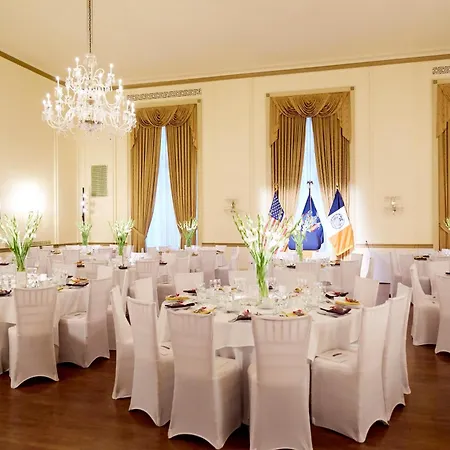 3 West Club-3