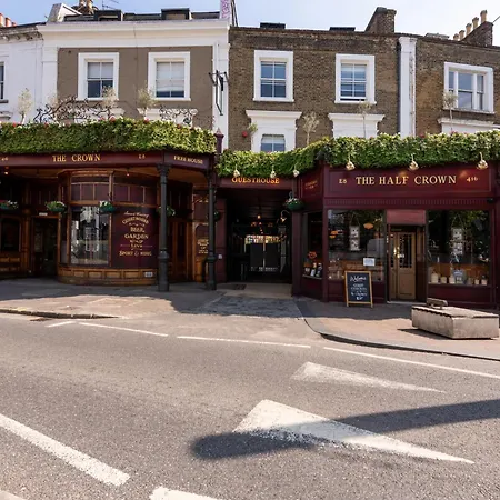 The Crown Pub & Guesthouse-2