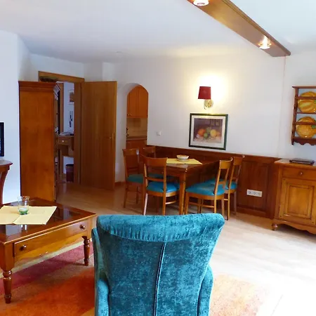 Hotel Garni Zerzer-3