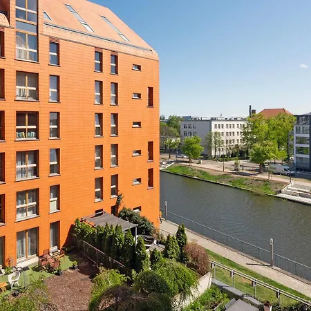 Aura - Riverside & Parking By Downtown Apartments-2