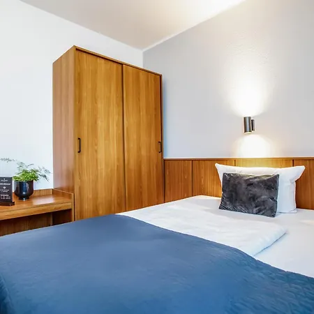 Hotel Gartenstadt Erfurt-2