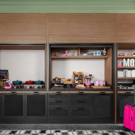 Moxy Istanbul Taksim-3