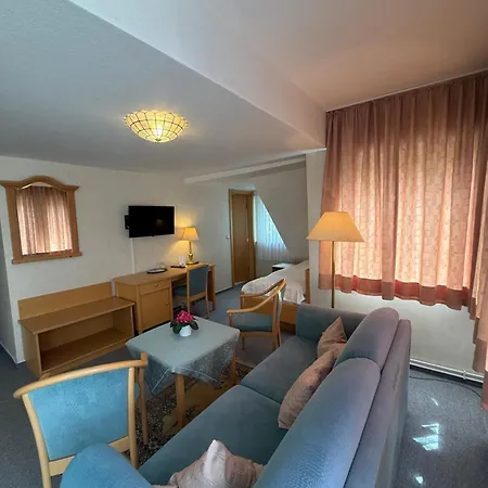 Hotel Berliner Hof-3